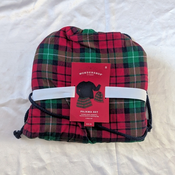 New Target Wondershop Women's Pajama Set Sweatshirt Flannel Shorts Bag Small - Picture 1 of 2